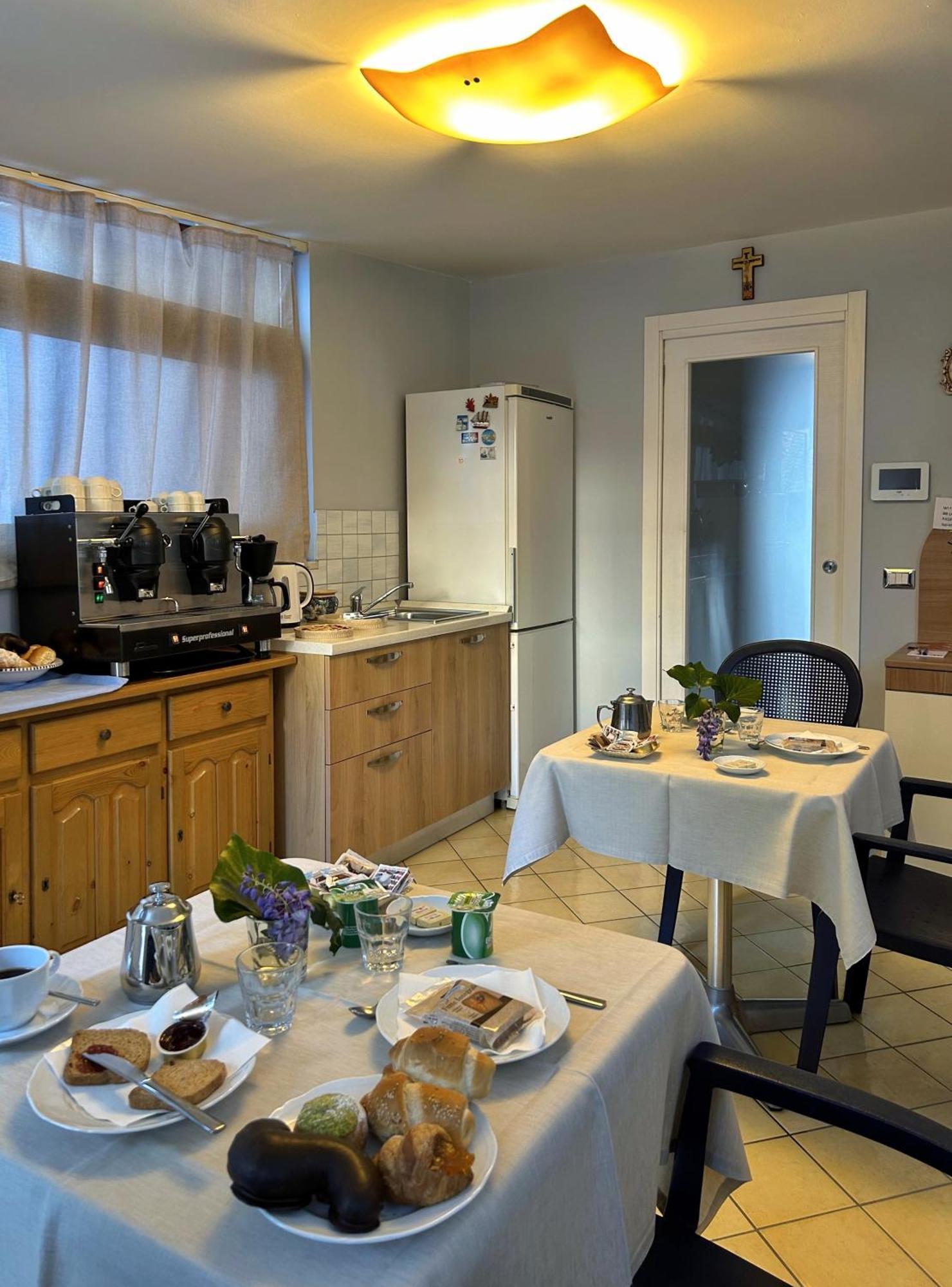 La Piazzetta Bed and Breakfast Giardini-Naxos Buitenkant foto